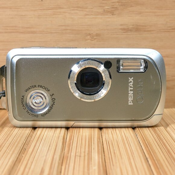 Pentax Optio WP 5MP Waterproof Digital Camera, with 3x Optical Zoom - Picture 2 of 7